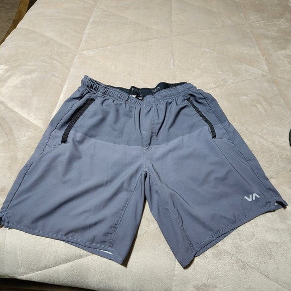 Medium YOGGER STRETCH ELASTIC SHORTS 17" - Picture 4 of 5